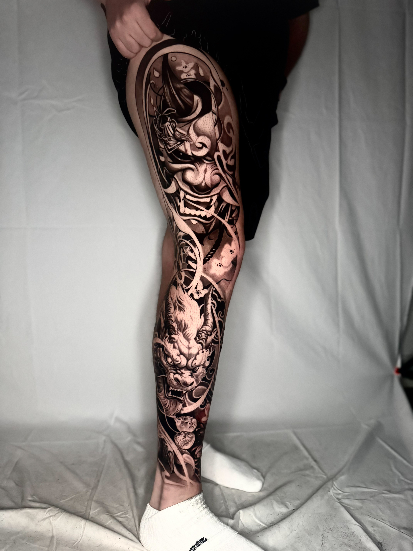 Hannya & Foo Dog — full leg
