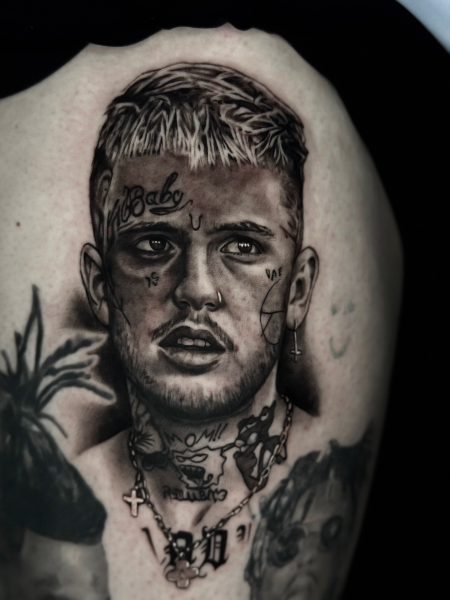 Lil Peep Portrait — portrait realism · shoulder